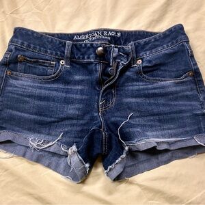 American Eagle Outfitters Women's Blue Denim Shorts
